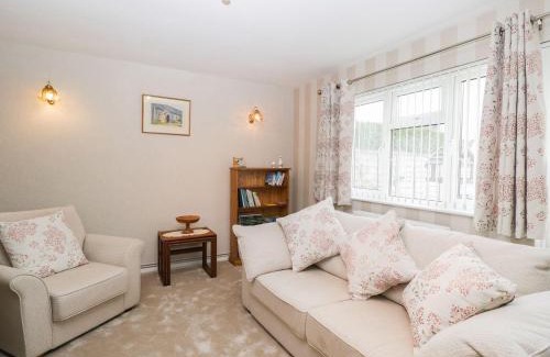 Milton-under-Wychwood House | Ground Floor Annex