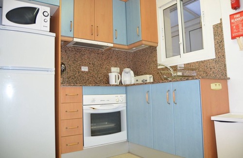 Los Nietos Apartment | Ground floor apartment, free wifi, satellite tv, BBQ, communal pool