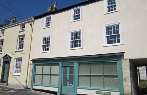 Mevagissey Apartment | Ground floor apartment - ideal for people who prefer not to climb stairs