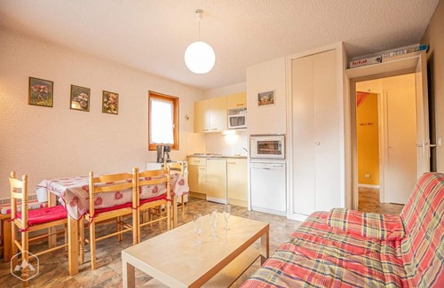 Aussois Apartment | Ground floor, balcony, tv, ski locker, 30m², Aussois