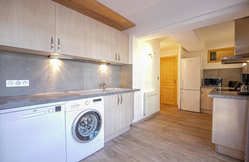 Aussois Apartment | Ground floor, tv, ski locker, 70m², Aussois