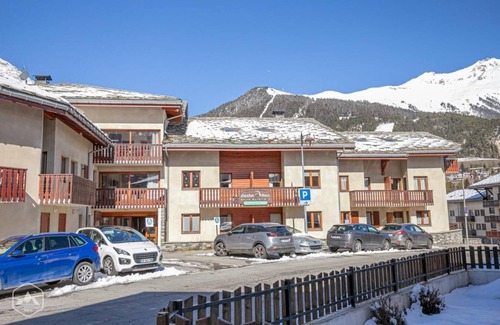 Aussois Apartment | Ground floor, view limited, terrace, tv, ski locker, 40m², Aussois
