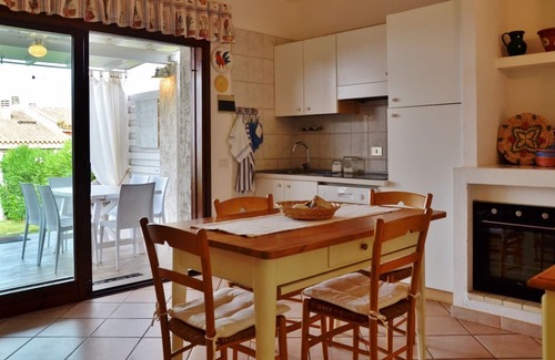 Sant'Elmo Cottage | Ground floor villa with green patio 200 meters from the beach WiFi