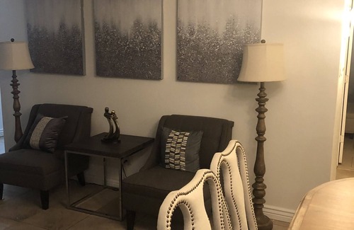 Central Scottsdale Condo | Ground level 2 bedroom condo in quiet neighborhood