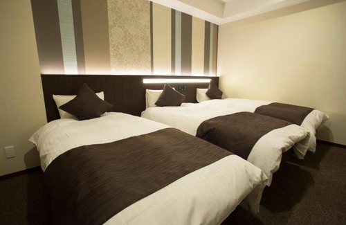 Shin-Osaka Hotel | Group Family 5minute walk from the station /Osaka Ōsaka