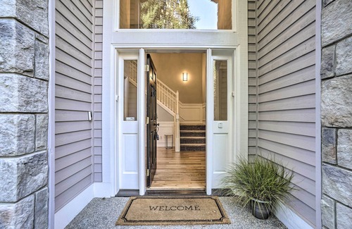 Seattle Hill-Silver Firs Cottage | Group Getaway - Spacious Snohomish Home!