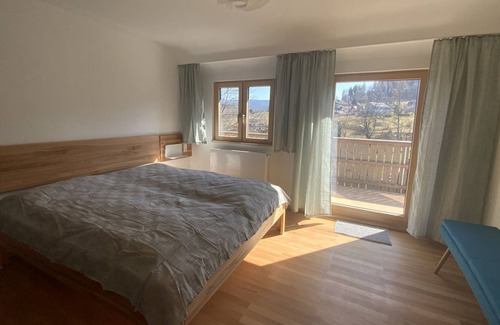 Huzenbach House | Group house Baiersbronn LUG INS TAL up to 27 persons - Great view, garden, terrace, barbecue, WLAN