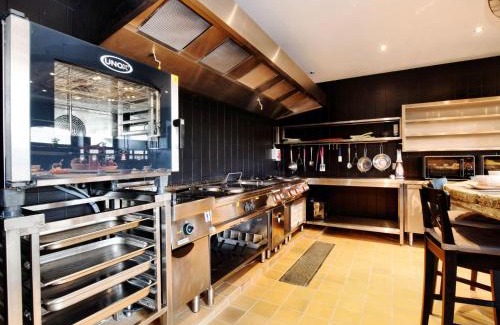 Sainte-Cecile House | Group Retreat with Spa