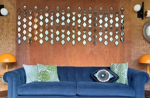 Alpine Meadows Ski Chalet | Groups! Peep Our Groovy Green Creekside Chalet w/ Parking for 8 Cars! Wow!