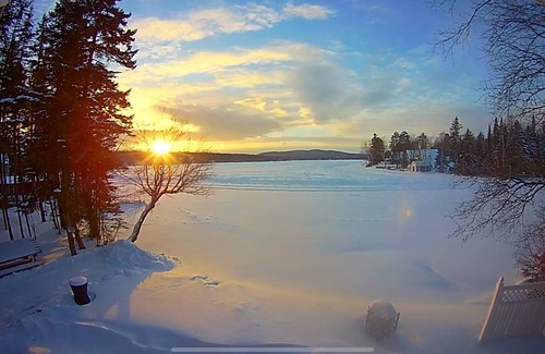 Pittsburg Cabin | Grouse Landing on Back Lake