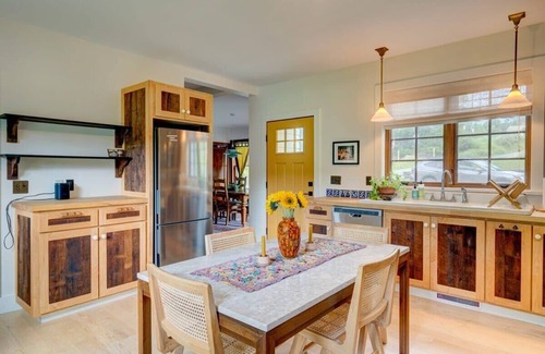 Narrowsburg House | Grove House - Sunny and Stylish in Narrowsburg
