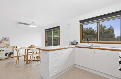 Grovedale House | Grovedale Home Away From Home