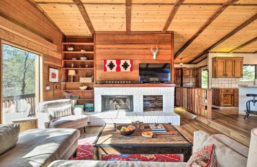 Groveland House | Groveland Cabin with Outdoor Perks and Game Room