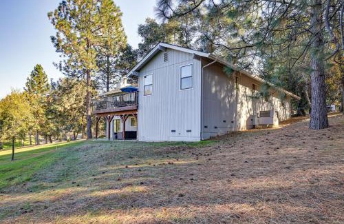 Groveland House | Groveland Home with Deck 2 Mi to Pine Mountain Lake