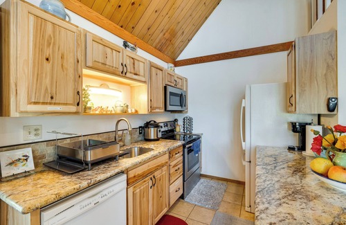 Groveland House | Groveland Vacation Rental ~ 26 Miles to Yosemite!