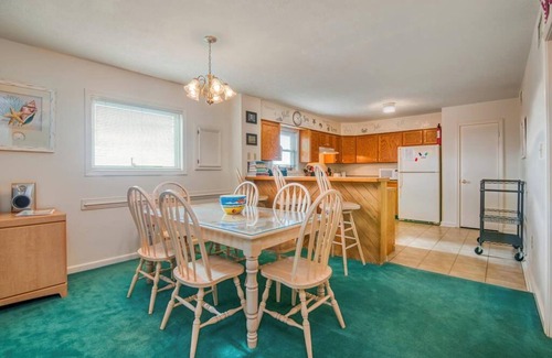 Kill Devil Hills Condo | GSL2-Ocean-Front Condo Complex -Private Community Pool -OceanViews-Charming 2BR