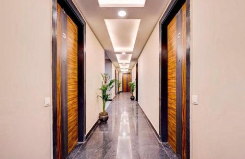 Surat Hotel | Gtois TIRUPATI