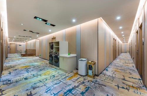 Panyu Hotel | Guangzhou Kaiyue Hotel Luoxi Metro Station Branch - Free Deliver Service to Canton Fair Complex During Canton Fair Period