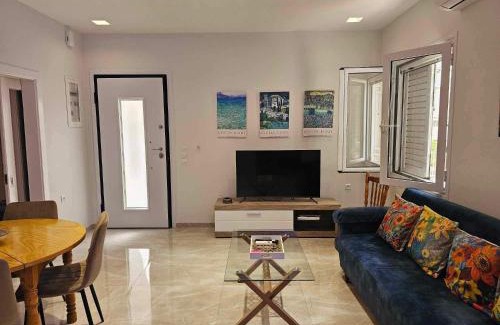 Ilion Apartment | Guarantee to make you say wow!