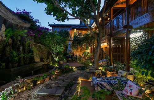 Dayan Old Town Hotel | Gucheng Lanshe Designer Garden B&B
