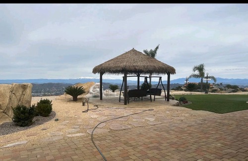 Murrieta House | Guess house nice view top of a mountain