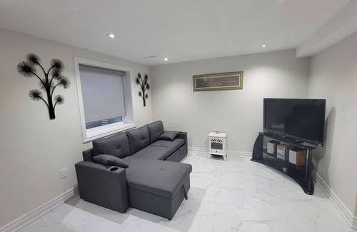 Dean Park House | Guest Basement in Scarborough