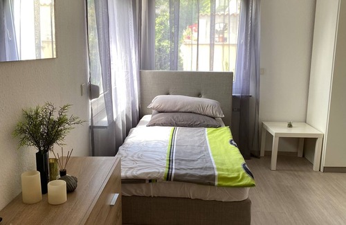 Bergisch Gladbach Apartment | Guest/Fitter Cologne/Messe near Whg 3 Zi.- 4 Pers