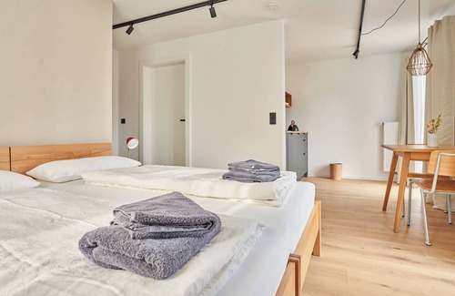 Bad Toelz House | Guest House 'Alte Seifensiederei - Viktor' with Shared Terrace, Shared Garden and Wi-Fi