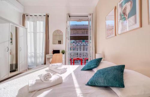 Centre Ville-Gare House | Guest House Chez Bastien
