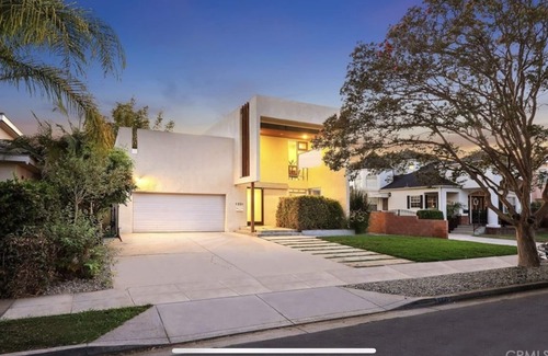 San Gabriel House | Guest House closes at Downtown LA /Pasadena nNew listing 20 % off