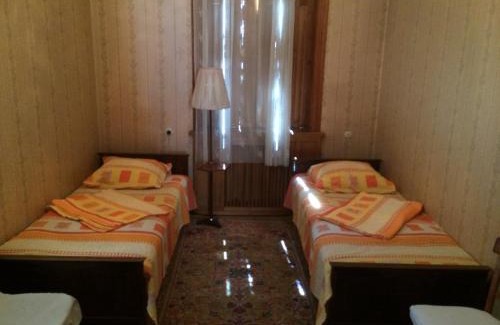 Kutaisi House | Guest House Deda Lali