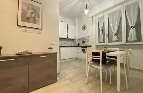 Coverciano Apartment | GUEST HOUSE KINGA