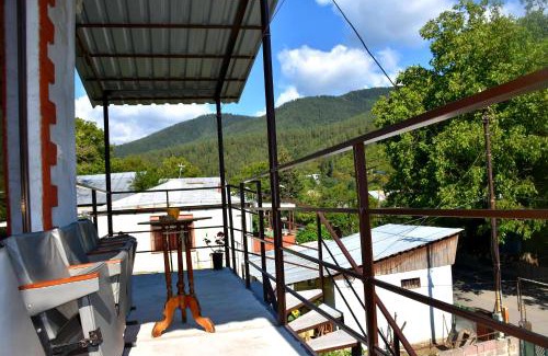 Akhali Ubani House | Guest House Metreveli