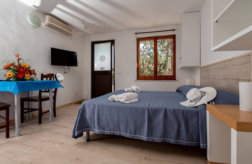 Schiazzano Bed & Breakfast | Guest House overlooking Capri Island