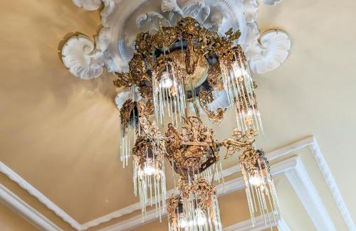 Kutaisi House | Guest House Sector 30