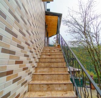 Khulo House | Guest House Sunrise