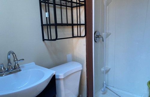 Monrovia House | Guest House