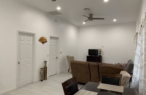 Naples Apartment | GUEST HOUSE