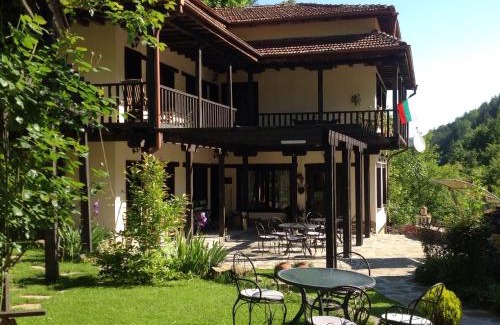 Apriltsi Hotel | Guest House Verbena
