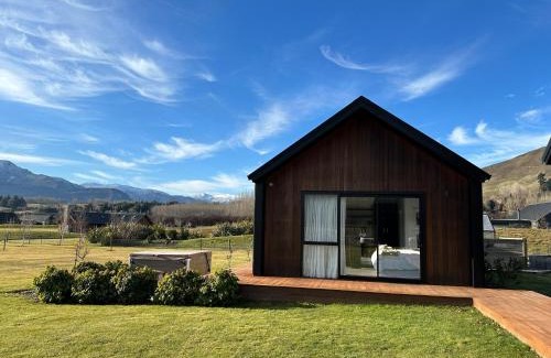 Speargrass Flat House | Guest House with a Stunning View