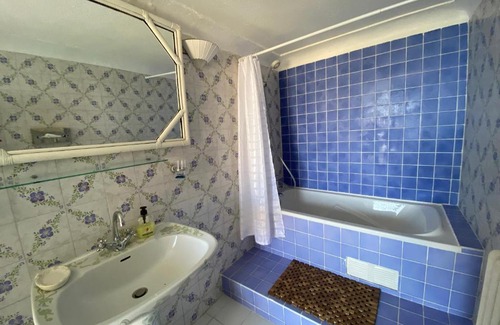 Espero-Pax Villa | Guest House with Panoramic Views, near Cannes