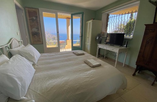 Espero-Pax Villa | Guest House with Panoramic Views, near Cannes