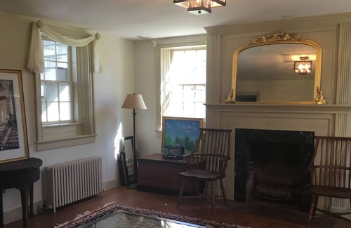Leesburg House | Guest Quarters at Rockland