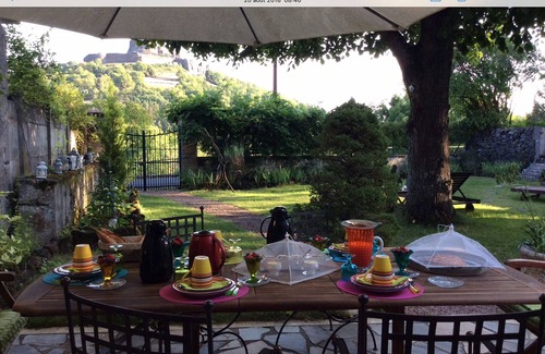 Jassat House | GUEST ROOMS in the Volcanoes Park of Auvergne