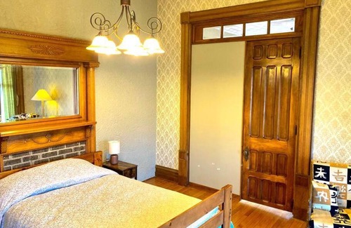 Sullivan Apartment | Guest Suite in Sullivan Downtown
