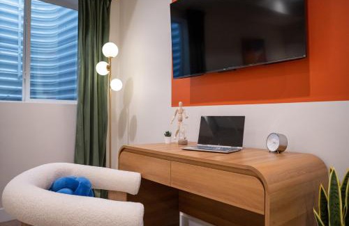 Berkeley House | Guest Suite Near Tennyson W Fenced Outdoor Area