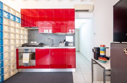 Parma City Centre Apartment | GuestHost - Bright and Central Apartment in Parma