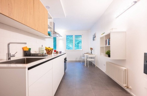 Pablo Apartment | GuestHost - Bright Studio Apartment near Hospital