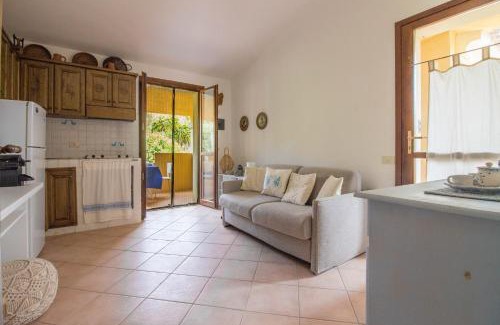 San Pantaleo Apartment | GuestHost - Comfy Apartment X3 with Terrace