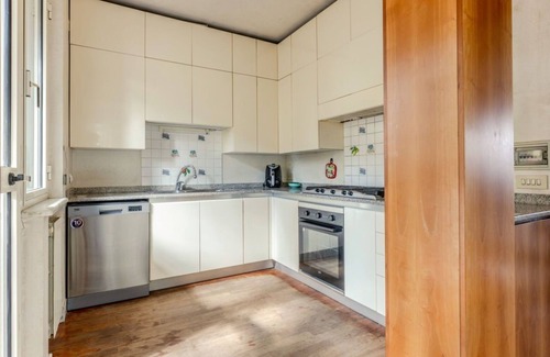 Viareggio Villa | GuestHost - Villa Tina!